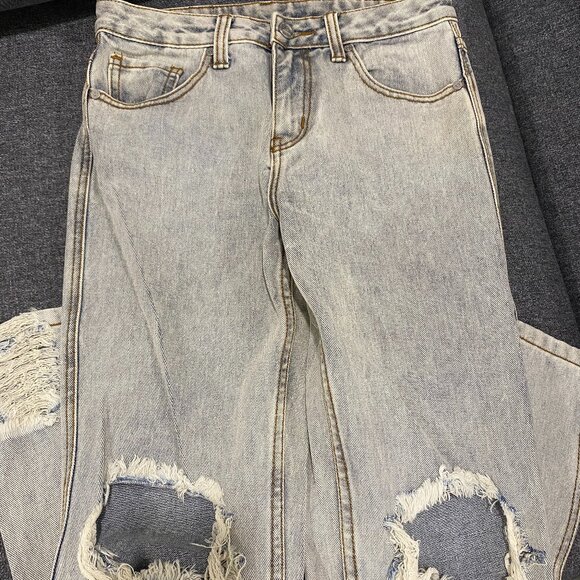 UNIF Ripped Knees Jean in Light Wash / Size 25 - Picture 5 of 6